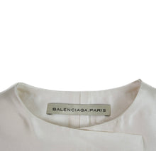 Load image into Gallery viewer, Balenciaga Fall 2006 RTW Short Sleeve Peplum Jacket
